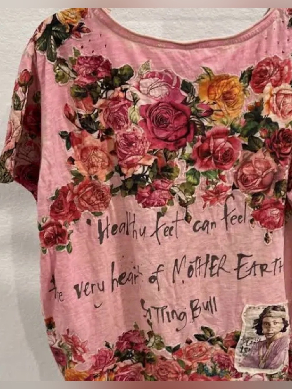 RARE NWT Magnolia Pearl Applique Sitting Bull T-Shirt - Picture 8 of 12